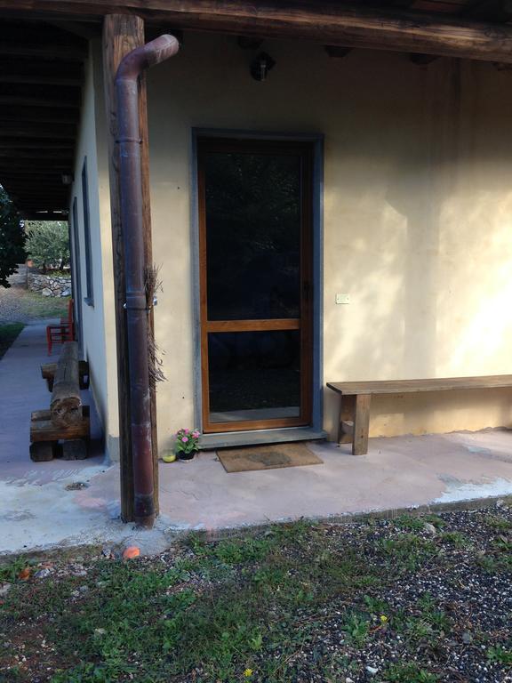 Agriturismo "La Rosa Canina" Bed & Breakfast Lerici Exterior photo